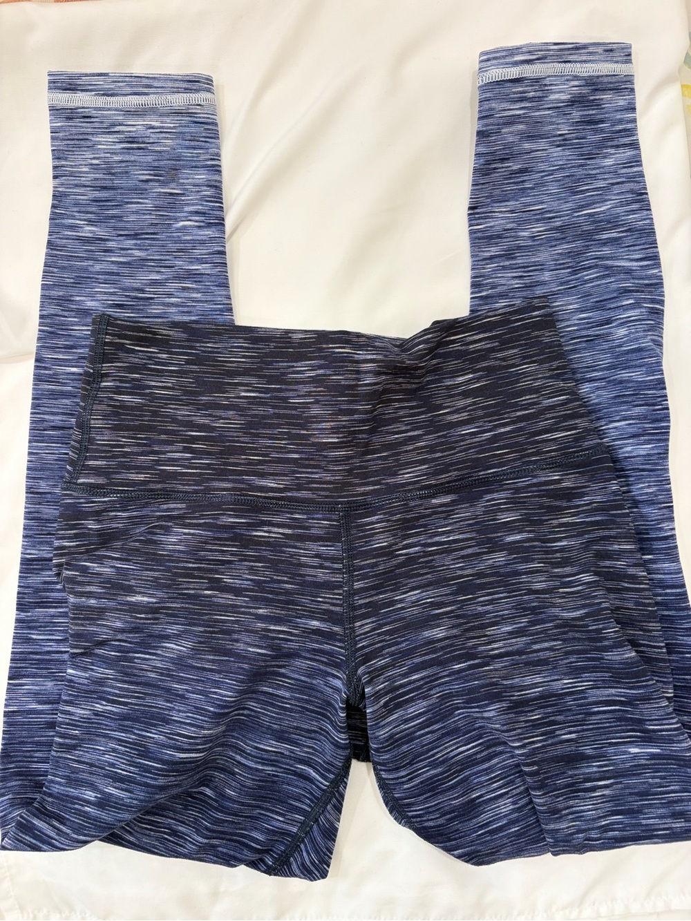 Aerie Offline The Hugger High Rise Legging 🤍
